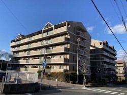 ■角部屋　エレベーター停止階
■2014年2月ユニットバス、洗面台、トイレ交換
■2014年3月システムキッチン交換　2016年3月カワック交換