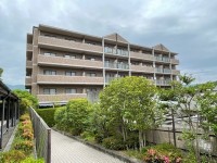 南・西の角部屋！　日当たり良好！　