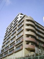 南向きの3階部分! 南北2面バルコニー! ペット飼育可能(規約制限あり)! LDK床暖房あり!