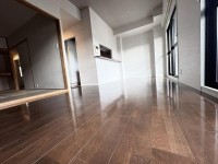 神戸市一円でお部屋を探すなら不動産情報満載のセンチュリー21ハウジング流通 ■空室になりました　ご内覧ください
■桂木小学校まで徒歩５分
■最上階につき天井が高く開放感があります
■南向き、日当たり良好　■屋根裏収納あり収納充実