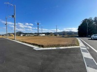 神戸市一円でお部屋を探すなら不動産情報満載のセンチュリー21ハウジング流通 ●全9区画宅地分譲！
●建築条件無し！
●お好きなハウスメーカーで建築可能！
●敷地面積77坪～83坪！
●高低差の平坦地！
●綺麗な区画割！
●日当たり良好！
