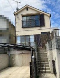 ２０２５年５月内外装リフォーム完成！　カーポートあり！　神戸電鉄「山の街」駅徒歩９分！