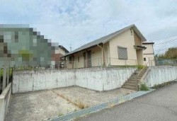 2015年築! 駐車並列2台可!!