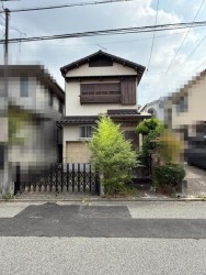 神戸電鉄「鈴蘭台」駅徒歩10分! 駐車場1台分あり!