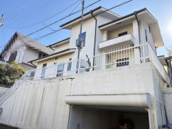 ■2021年9月内装リフォーム履歴あり
■2025年1月太陽光発電(5.9KW),蓄電池(14.9KW),エコキュート設置
■コア北町ショッピングセンター徒歩4分