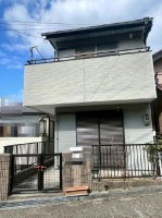 神戸電鉄「山の街」駅徒歩８分！　内装リフォーム履歴あり！