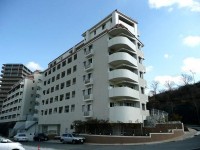 神戸市一円でお部屋を探すなら不動産情報満載のセンチュリー21ハウジング流通 ペット飼育可（規約制限あり）！　１階部分！　ワイドバルコニー！　２ヶ所のＷＩＣ！