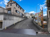 ●敷地面積約199坪
●鈴蘭台駅東保13分
●建築条件無し
●駐車場オーナーチェンジ物件
●戸建新築用地・アパート新築用地
●現況利回り6％
●満車想定利回り10.8％