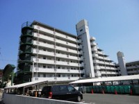 １階部分！　南西向きバルコニー！　日当たり・通風良好！　全居室収納あり！