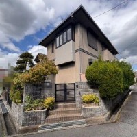 神戸市一円でお部屋を探すなら不動産情報満載のセンチュリー21ハウジング流通 積水ハウス施工の家！　南西角地！　神戸電鉄「北鈴蘭台」駅徒歩６分！　
