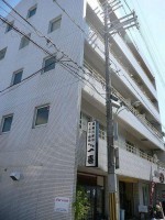 鈴蘭台駅から徒歩2分。エアコン１台付きの物件。