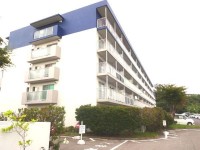 南西角部屋の最上階につき、眺望良好で明石海峡大橋が望めます！
