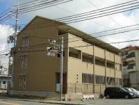 オートロック玄関・エアコン・温水洗浄便座
と設備充実！駐車場有り。インターネット接
続