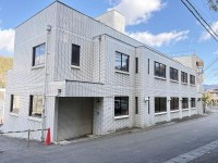 ■神鉄箕谷駅徒歩６分　谷上駅徒歩18分
■カースペース７台（車種制限あり）